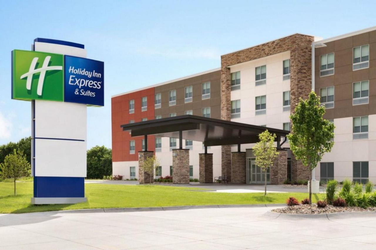 Holiday Inn Express & Suites - Nephi By Ihg Exterior photo