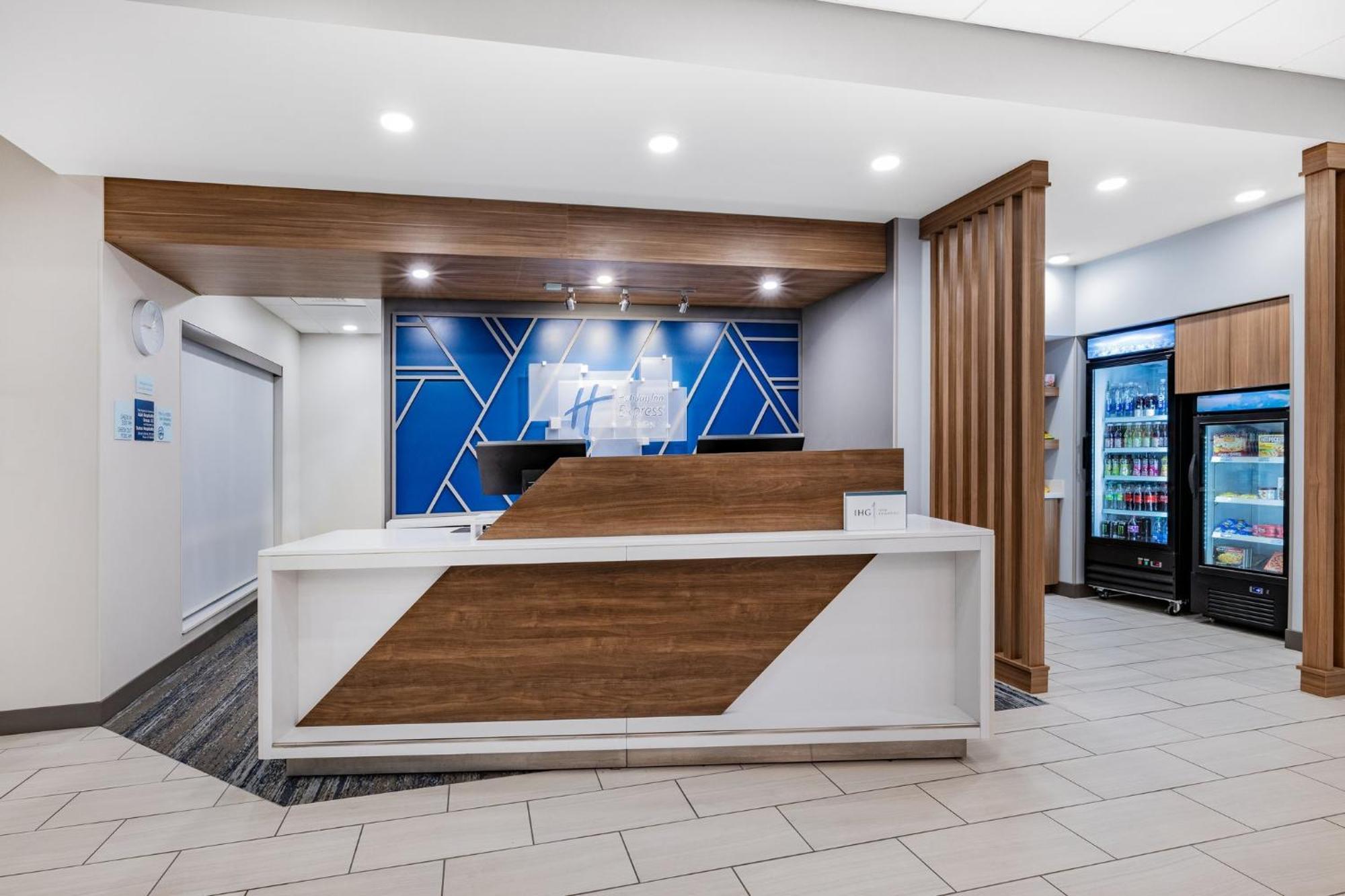 Holiday Inn Express & Suites - Nephi By Ihg Exterior photo